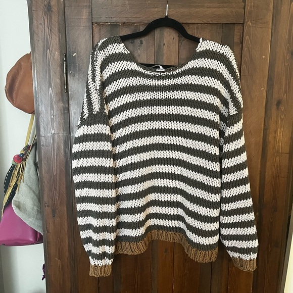 Free People sweater - Picture 3 of 5